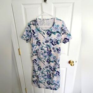 Maternity Pinkblish, large, white and blue floral dress